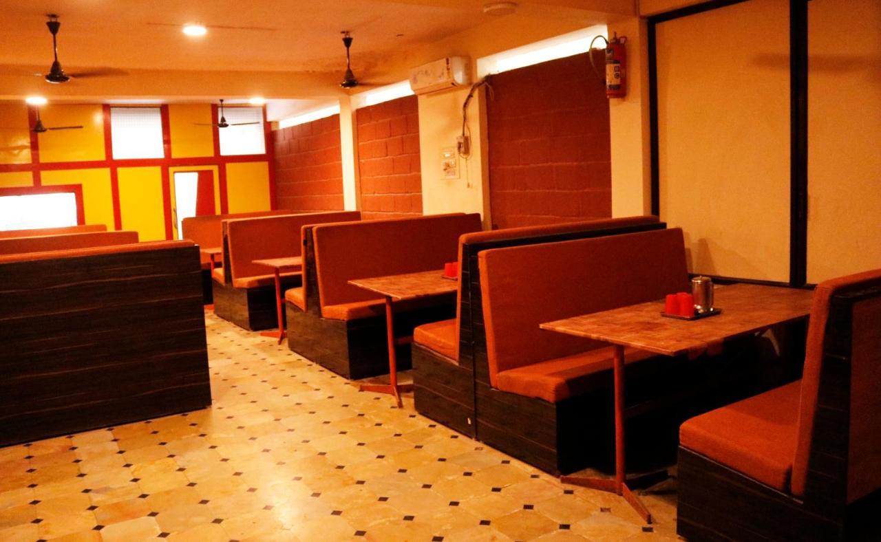 Hotel Siva Sakthi Tiruvannāmalai Exterior foto