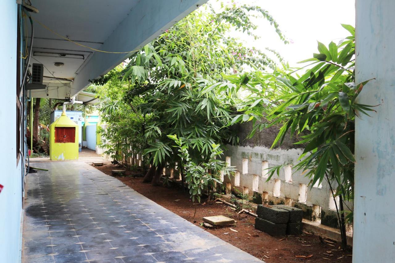 Hotel Siva Sakthi Tiruvannāmalai Exterior foto