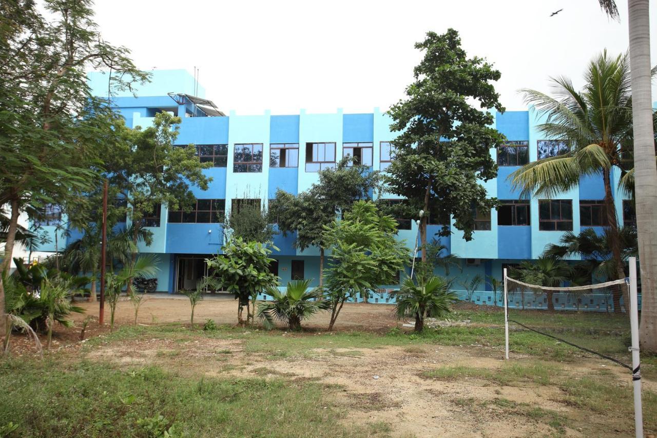 Hotel Siva Sakthi Tiruvannāmalai Exterior foto
